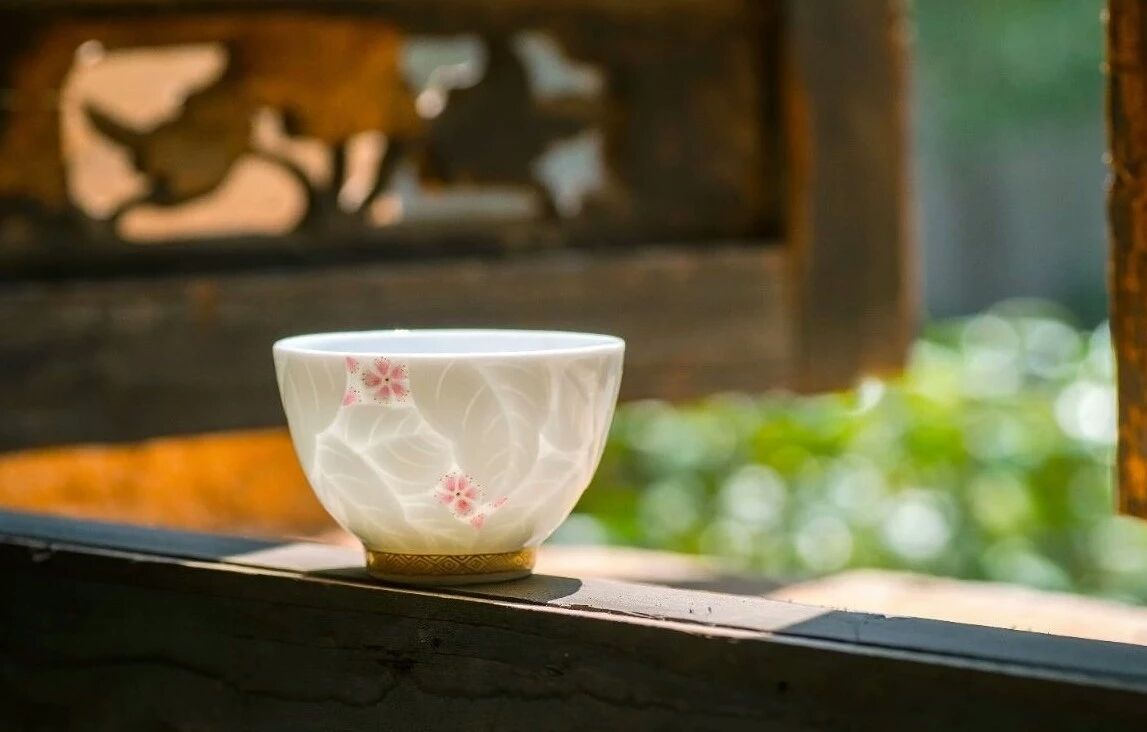 BLOSSOM TEA CUP